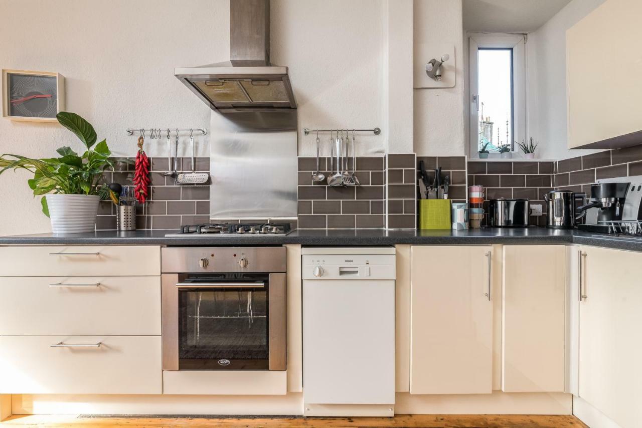 Lovely Central Edinburgh Apartment Exterior photo