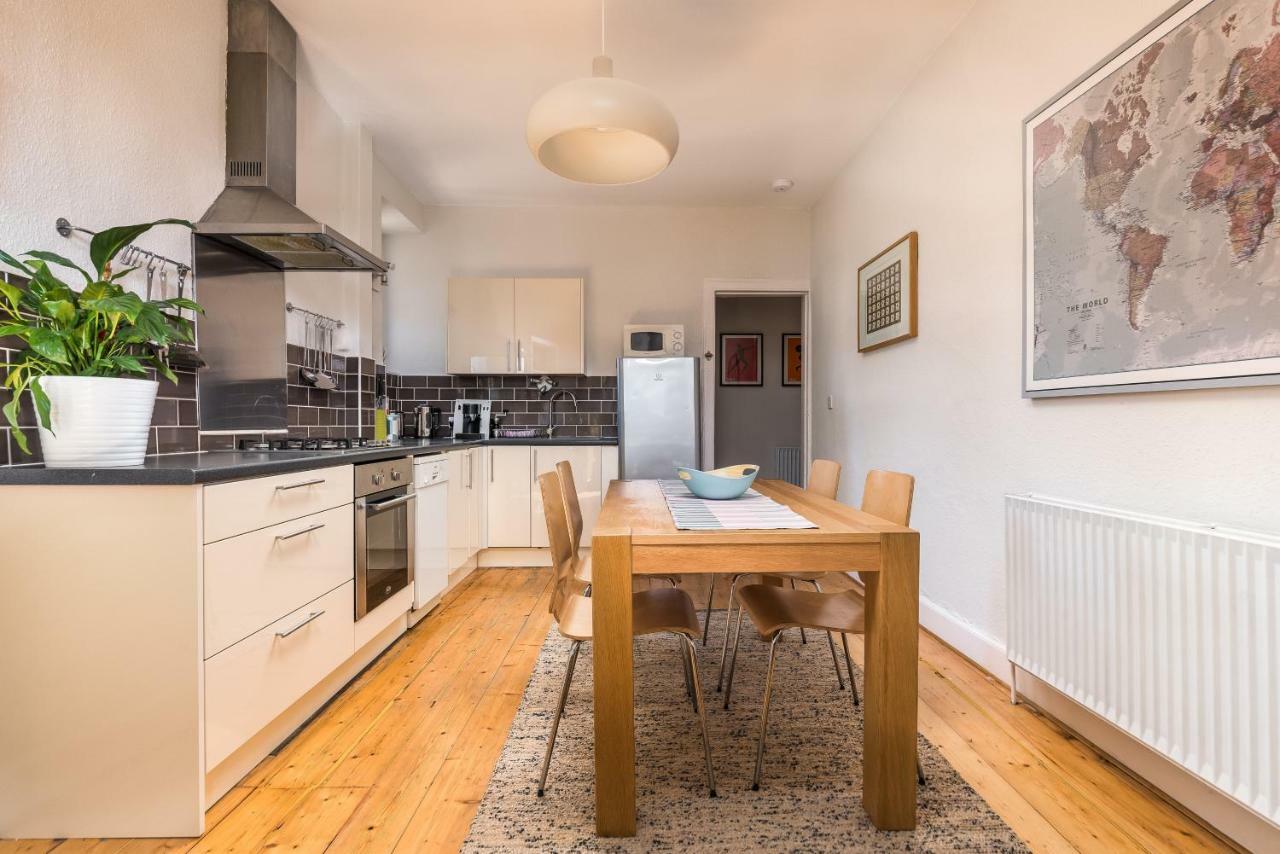 Lovely Central Edinburgh Apartment Exterior photo